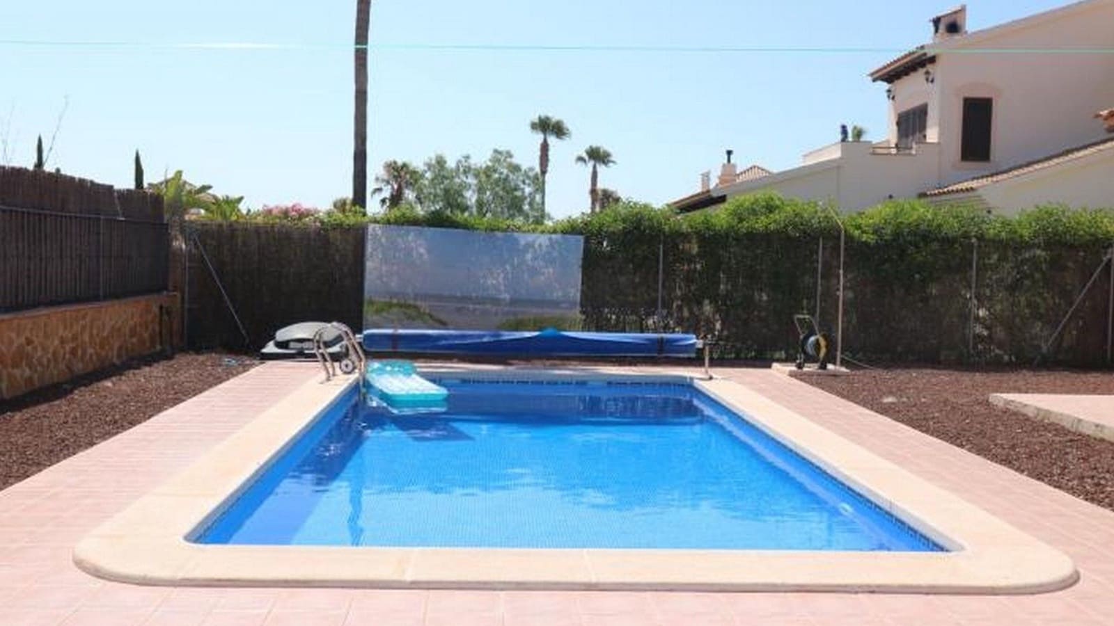 3 bedroom Bungalow for sale in Hacienda del Alamo with pool garage - € 357,000 (Ref: 9371190)