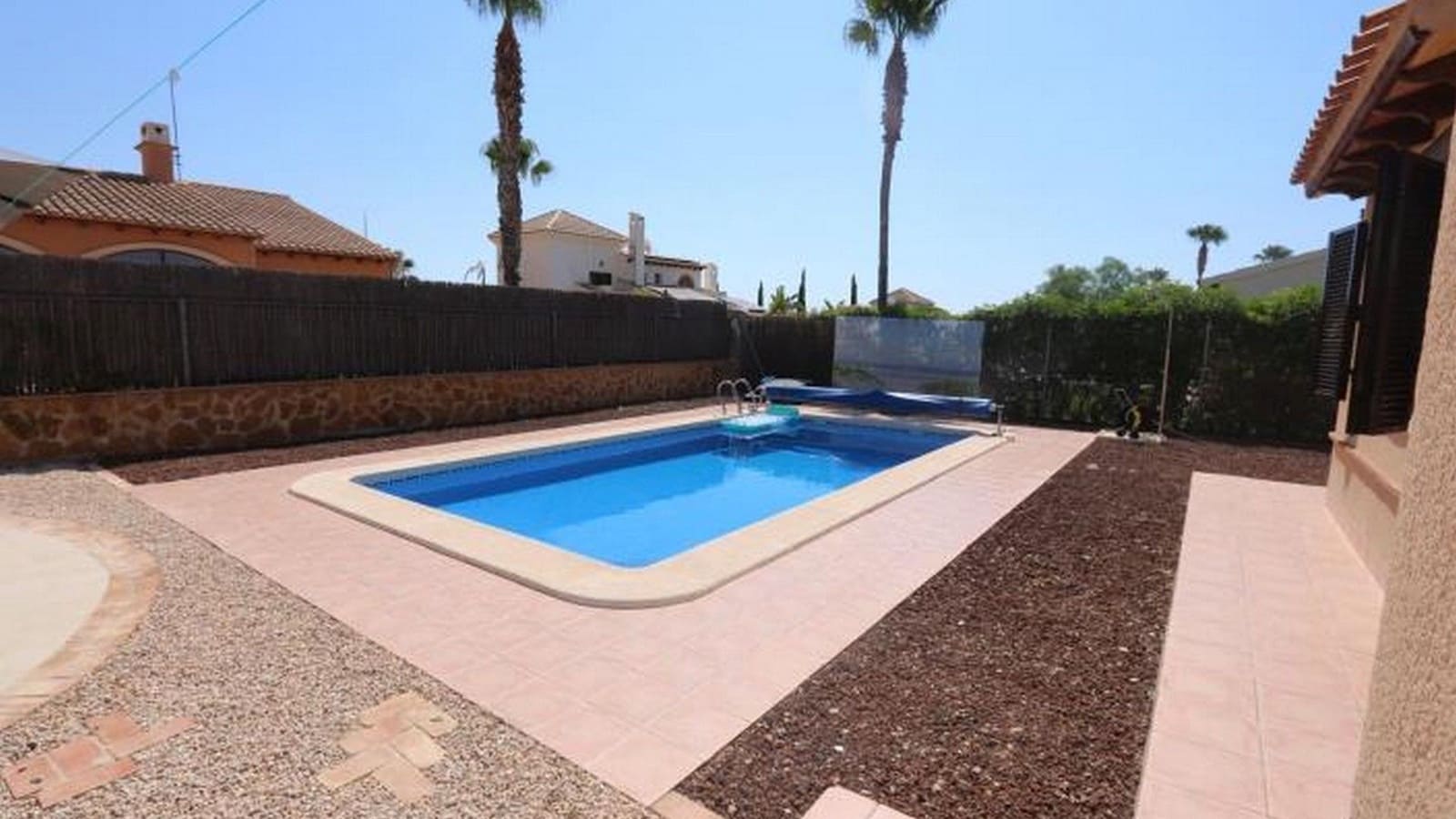 3 bedroom Bungalow for sale in Hacienda del Alamo with pool garage - € 357,000 (Ref: 9371190)