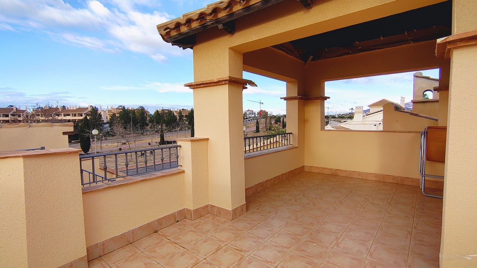 3 bedroom Bungalow for sale in Hacienda del Alamo with pool garage - € 357,000 (Ref: 9371190)