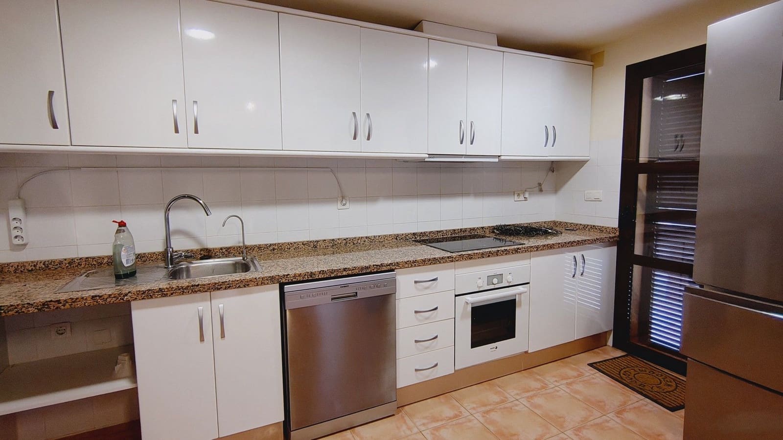 3 bedroom Bungalow for sale in Hacienda del Alamo with pool garage - € 357,000 (Ref: 9371190)