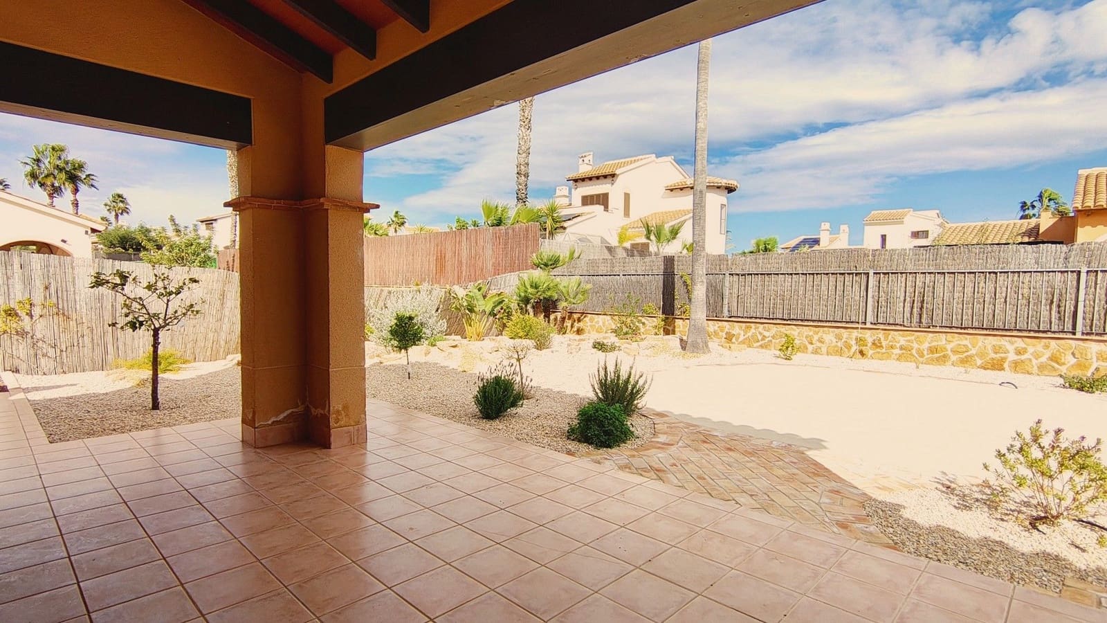 3 bedroom Bungalow for sale in Hacienda del Alamo with pool garage - € 357,000 (Ref: 9371190)