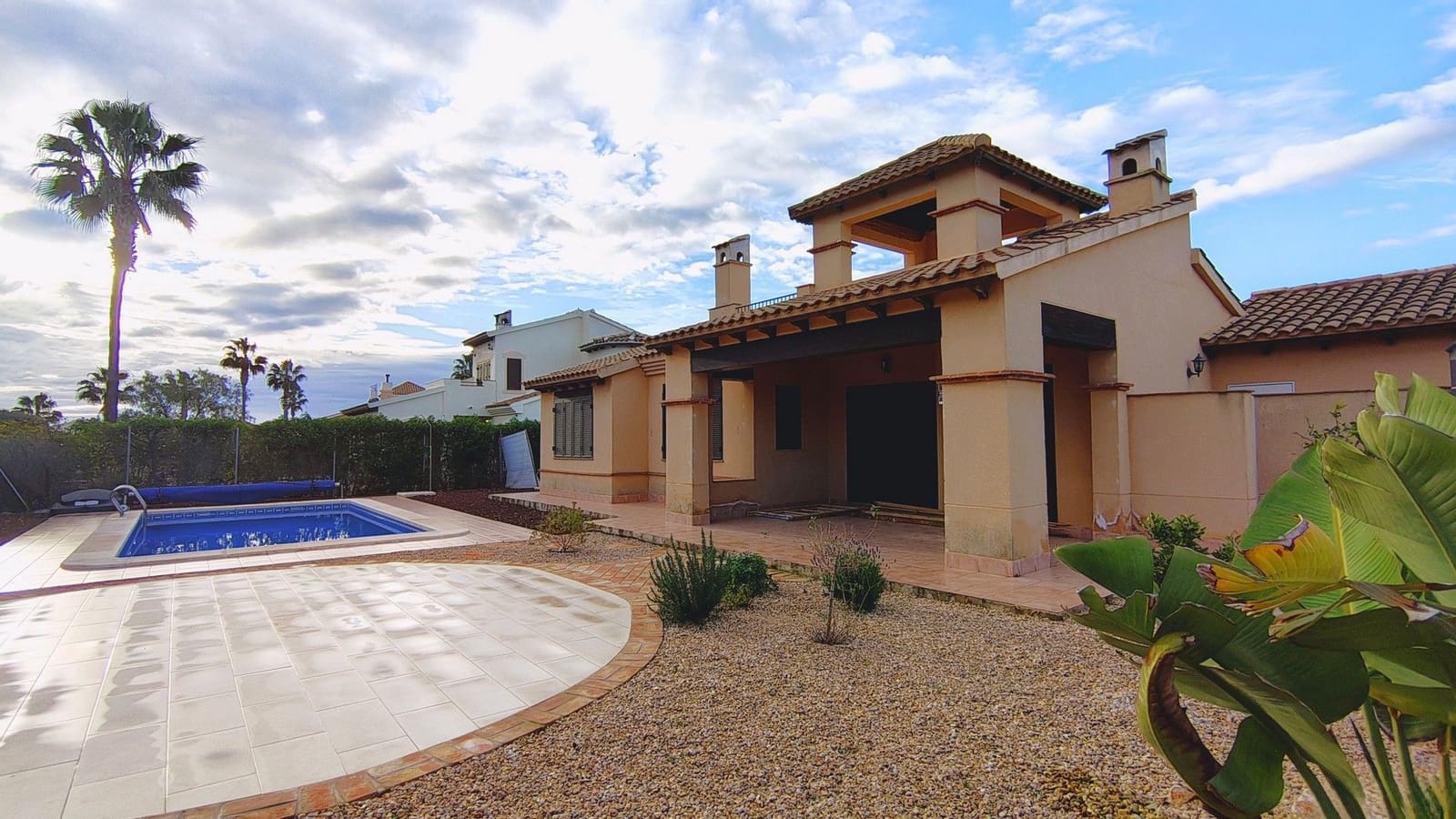 3 bedroom Bungalow for sale in Hacienda del Alamo with pool garage - € 357,000 (Ref: 9371190)