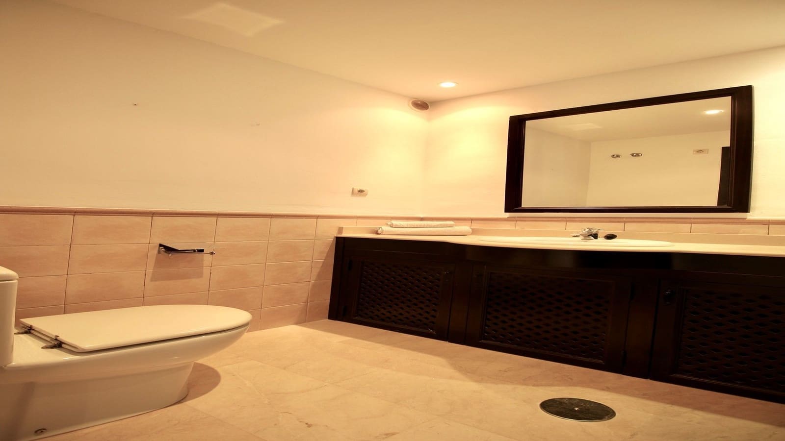 2 quarto Moradia Geminada para venda em Hacienda del Alamo com piscina garagem - 210 000 € (Ref: 9399971)