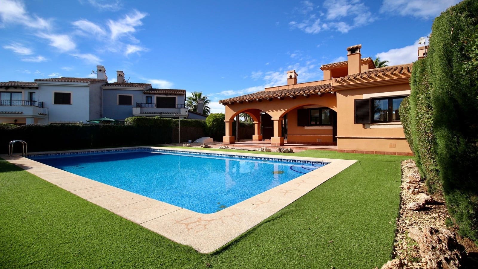 2 quarto Moradia Geminada para venda em Hacienda del Alamo com piscina garagem - 210 000 € (Ref: 9399971)