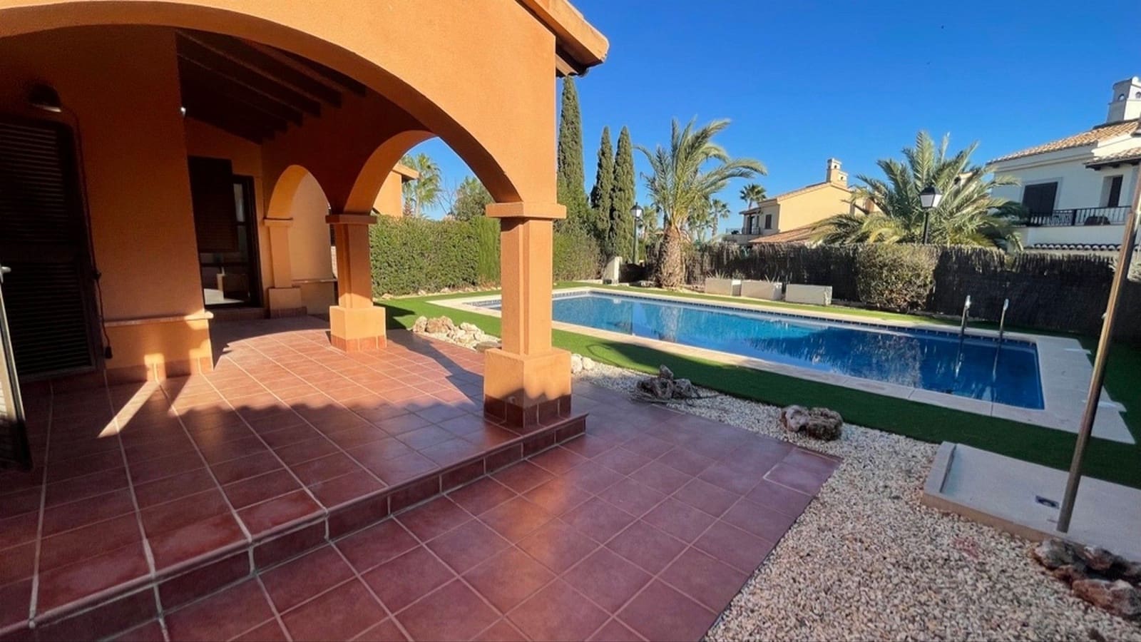 2 bedroom Semi-detached Villa for sale in Hacienda del Alamo with pool garage - € 214,950 (Ref: 9399971)