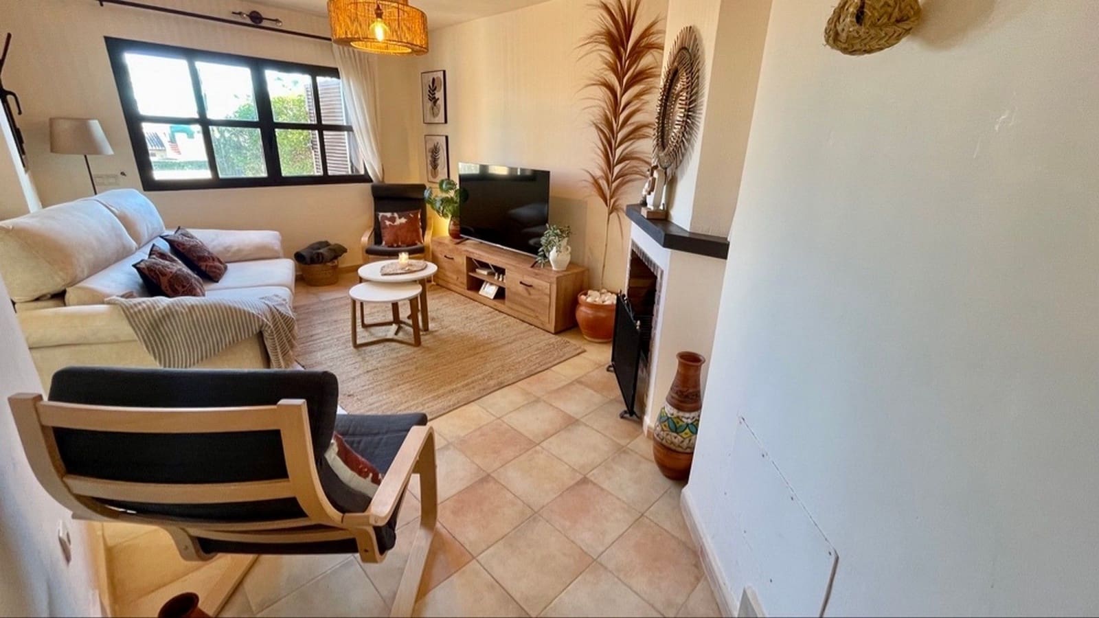 3 bedroom Semi-detached Villa for sale in Hacienda del Alamo with pool garage - € 209,000 (Ref: 9402751)