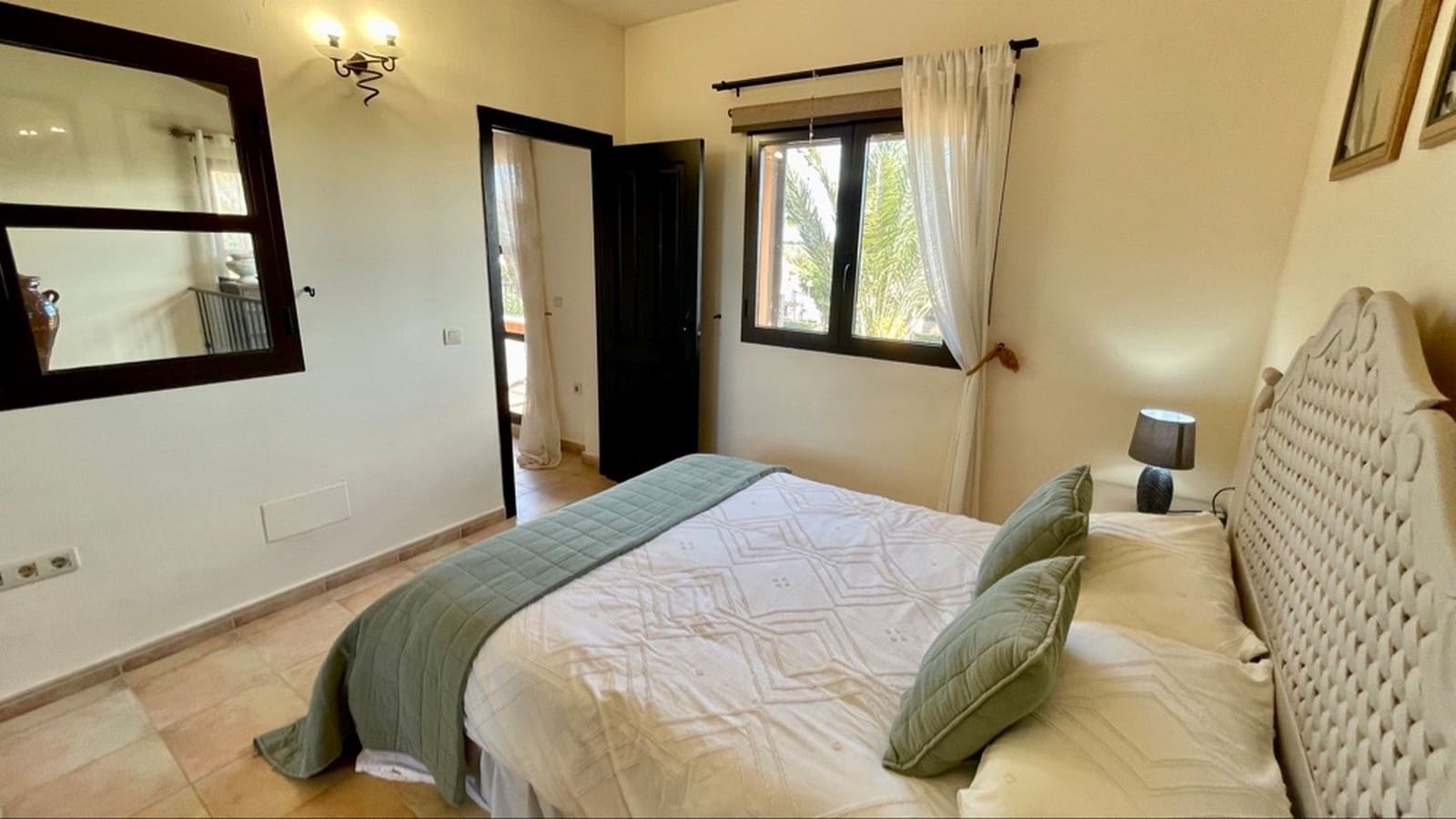 3 bedroom Semi-detached Villa for sale in Hacienda del Alamo with pool garage - € 209,000 (Ref: 9402751)