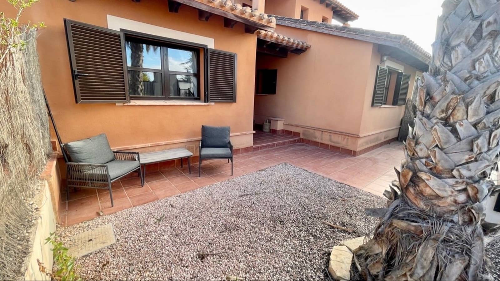 3 bedroom Semi-detached Villa for sale in Hacienda del Alamo with pool garage - € 209,000 (Ref: 9402751)