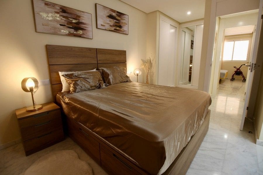 2 soveværelse Lejlighed til salg i Hacienda del Alamo med garage - € 179.900 (Ref: 9442012)