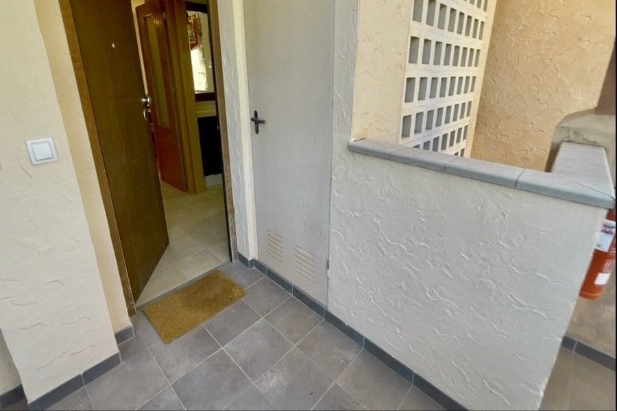 2 soveværelse Lejlighed til salg i Hacienda del Alamo med garage - € 145.500 (Ref: 9447035)