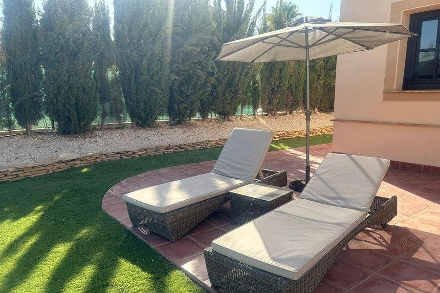 3 bedroom Villa for sale in Hacienda del Alamo with pool - € 380,000 (Ref: 9490882)