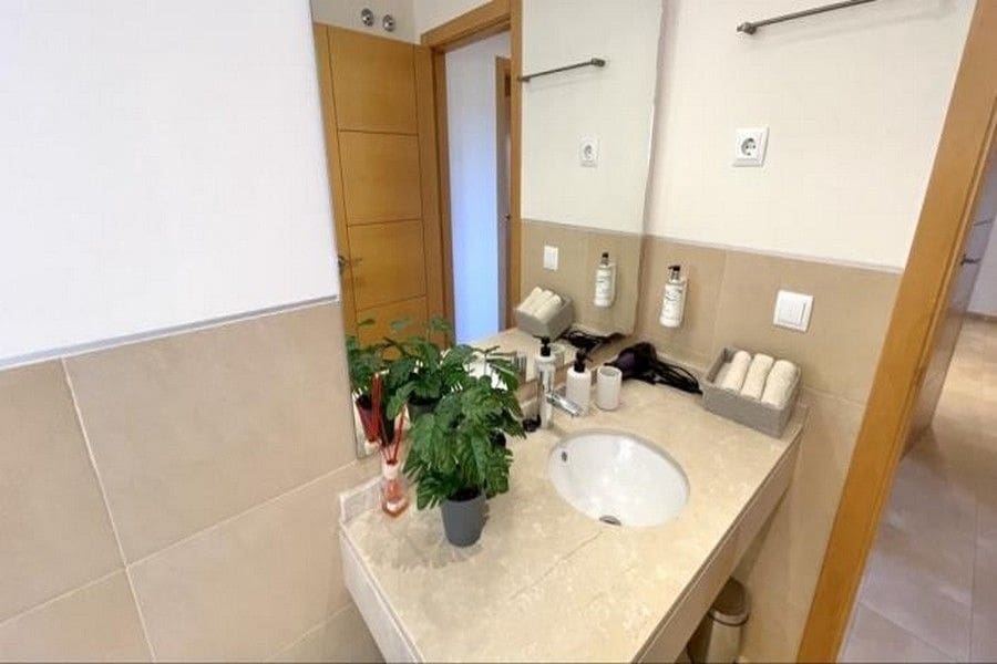 2 bedroom Apartment for sale in Hacienda del Alamo with garage - € 159,950 (Ref: 9511176)