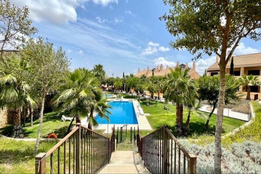2 bedroom Apartment for sale in Hacienda del Alamo with garage - € 159,950 (Ref: 9511176)