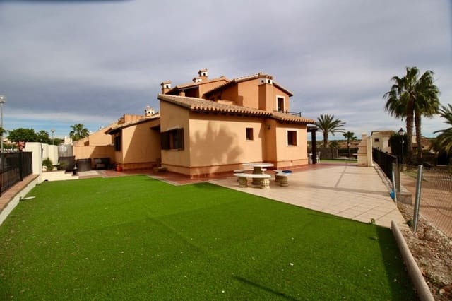 3 soveværelse Semi-Rækkehus til salg i Fuente Alamo de Murcia med swimmingpool garage - € 249.000 (Ref: 9563748)