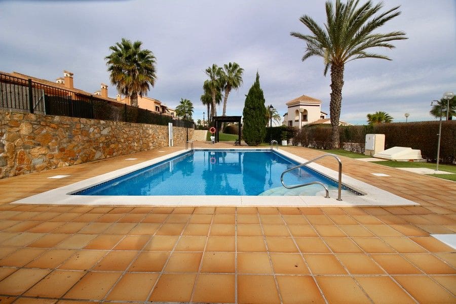 3 soveværelse Semi-Rækkehus til salg i Fuente Alamo de Murcia med swimmingpool garage - € 249.000 (Ref: 9563748)