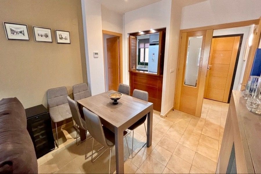 Apartamento de 2 habitaciones en Fuente Alamo de Murcia en venta con garaje - 167.950 € (Ref: 9626898)