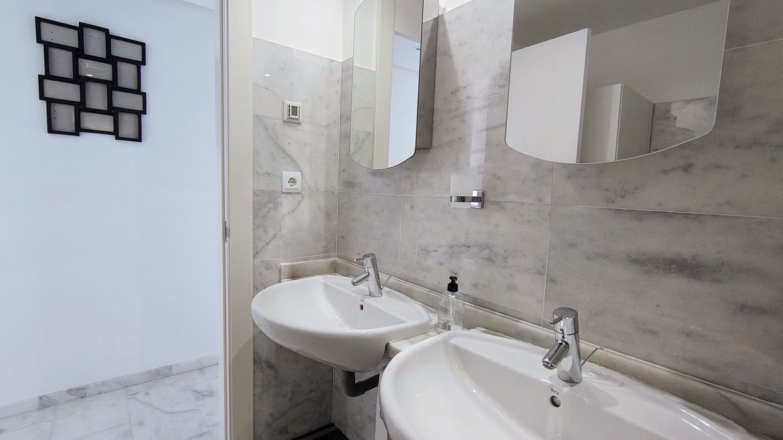 2 bedroom Apartment for sale in Hacienda del Alamo with pool garage - € 209,000 (Ref: 9643491)