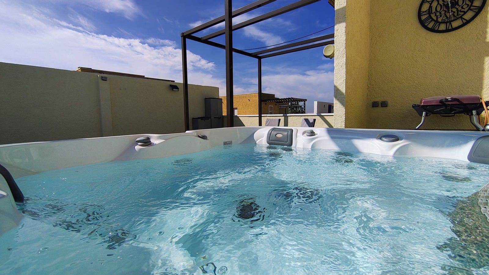 2 bedroom Apartment for sale in Hacienda del Alamo with pool garage - € 209,000 (Ref: 9643491)