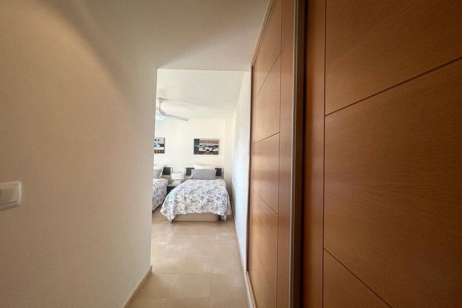 3 bedroom Apartment for sale in Hacienda del Alamo with garage - € 210,000 (Ref: 9654472)