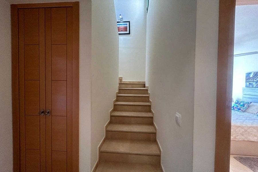 3 bedroom Apartment for sale in Hacienda del Alamo with garage - € 210,000 (Ref: 9654472)