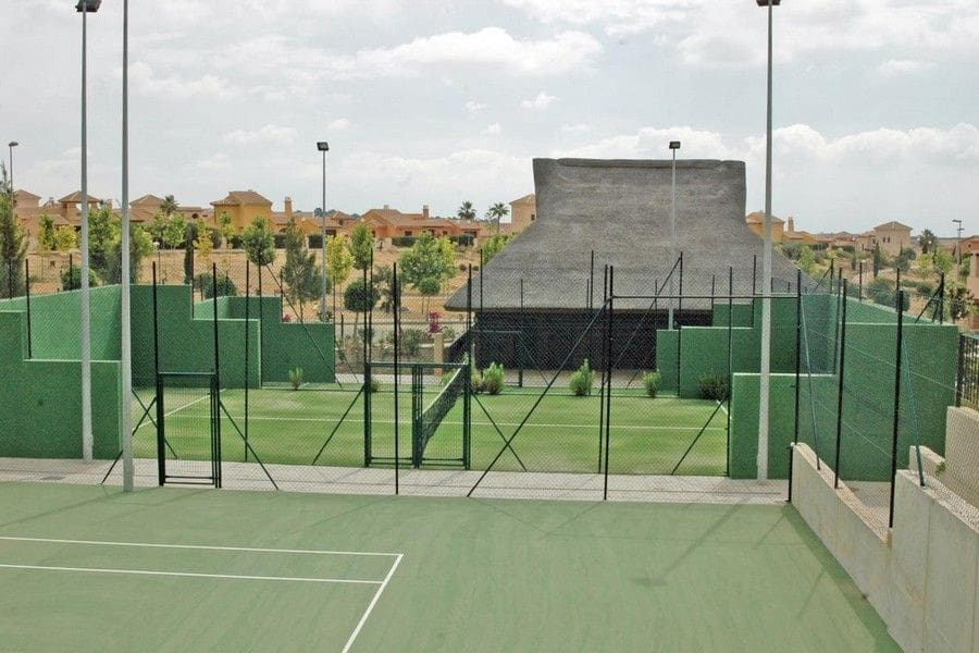 3 bedroom Apartment for sale in Hacienda del Alamo with garage - € 210,000 (Ref: 9654472)