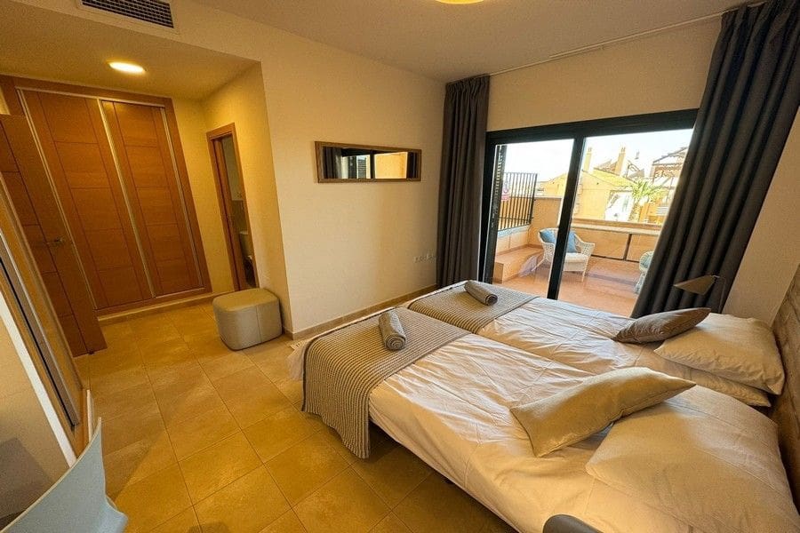 2 Zimmer Apartment zu verkaufen in Hacienda del Alamo mit Garage - 155.000 € (Ref: 9688741)