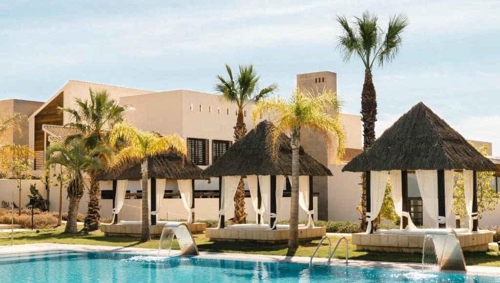 3 bedroom Apartment for sale in Hacienda del Alamo with garage - € 219,900 (Ref: 9731471)