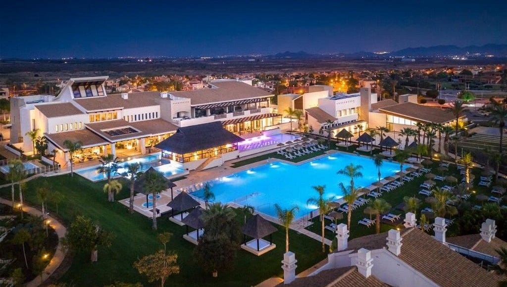 3 bedroom Apartment for sale in Hacienda del Alamo with garage - € 219,900 (Ref: 9731471)