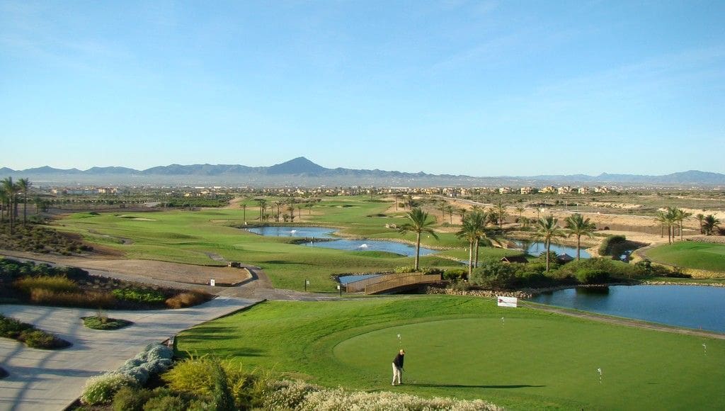 3 bedroom Apartment for sale in Hacienda del Alamo with garage - € 219,900 (Ref: 9731471)