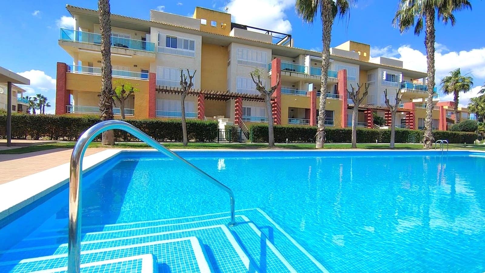3 bedroom Apartment for sale in Hacienda del Alamo with garage - € 219,900 (Ref: 9731471)