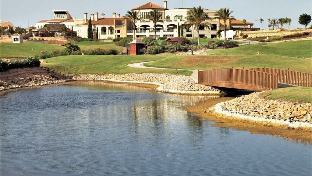 3 bedroom Apartment for sale in Hacienda del Alamo with garage - € 219,900 (Ref: 9731471)