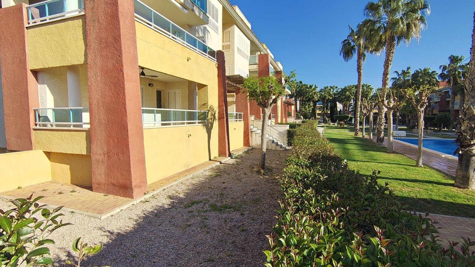 3 bedroom Apartment for sale in Hacienda del Alamo with garage - € 219,900 (Ref: 9731471)