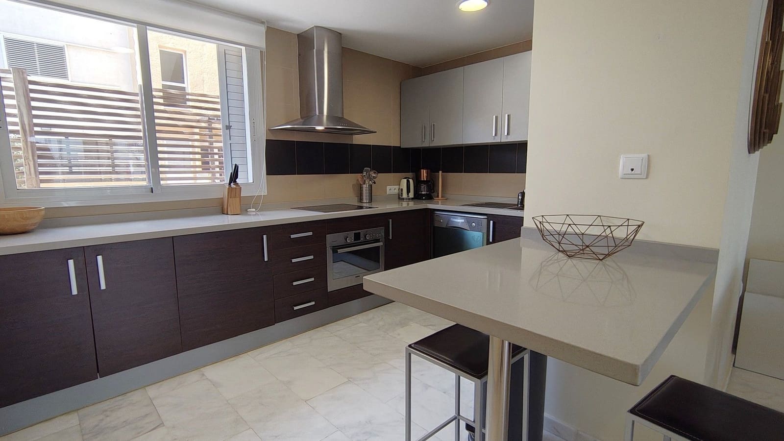 3 bedroom Apartment for sale in Hacienda del Alamo with garage - € 219,900 (Ref: 9731471)