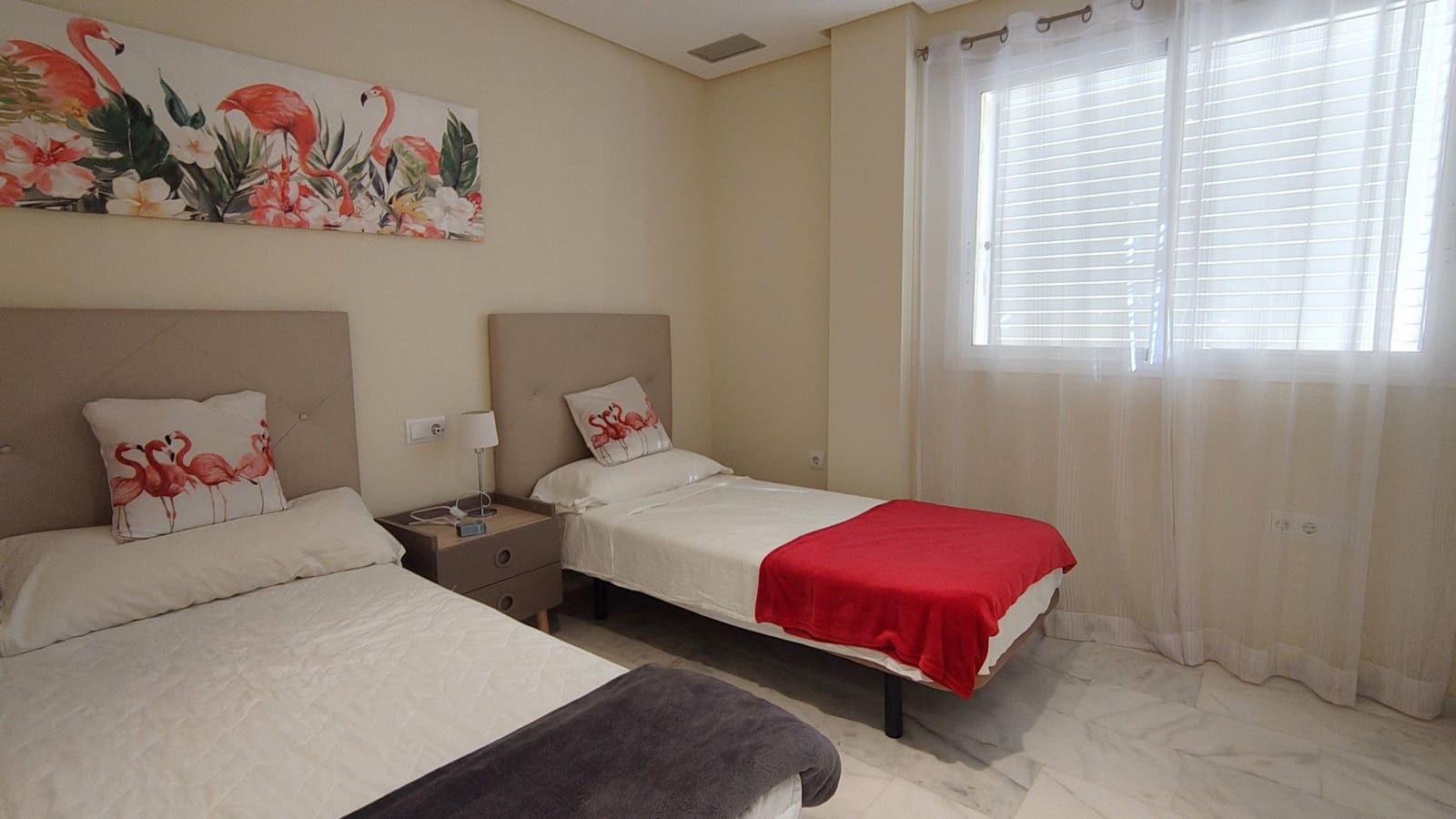 3 bedroom Apartment for sale in Hacienda del Alamo with garage - € 219,900 (Ref: 9731471)