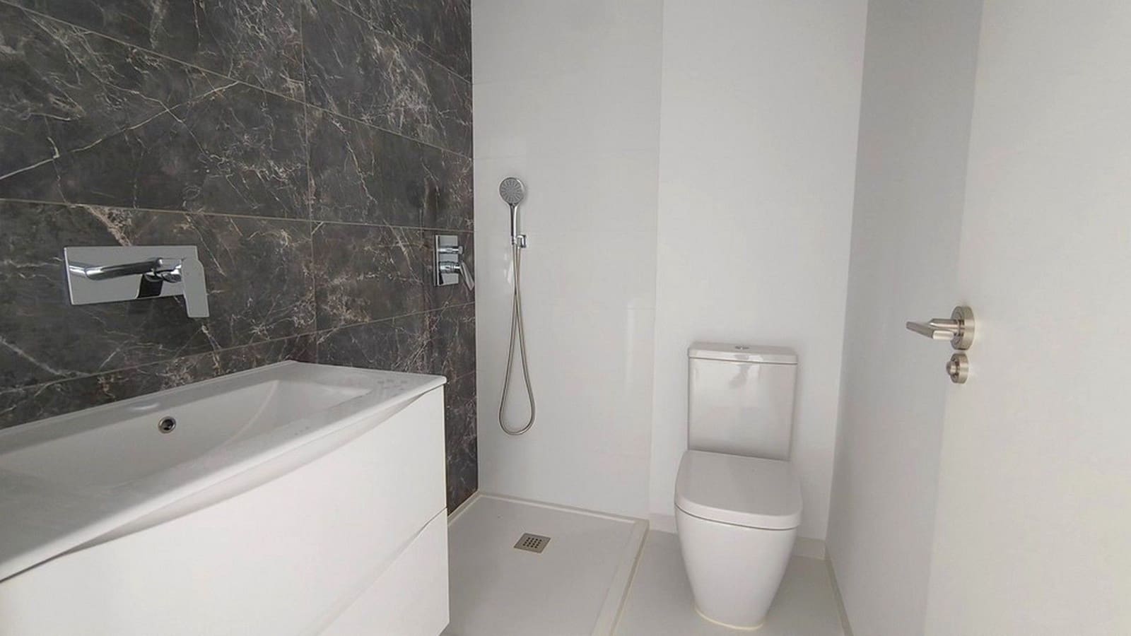 Apartamento de 2 habitaciones en San Miguel de Salinas en venta con piscina - 199.000 € (Ref: 9753527)