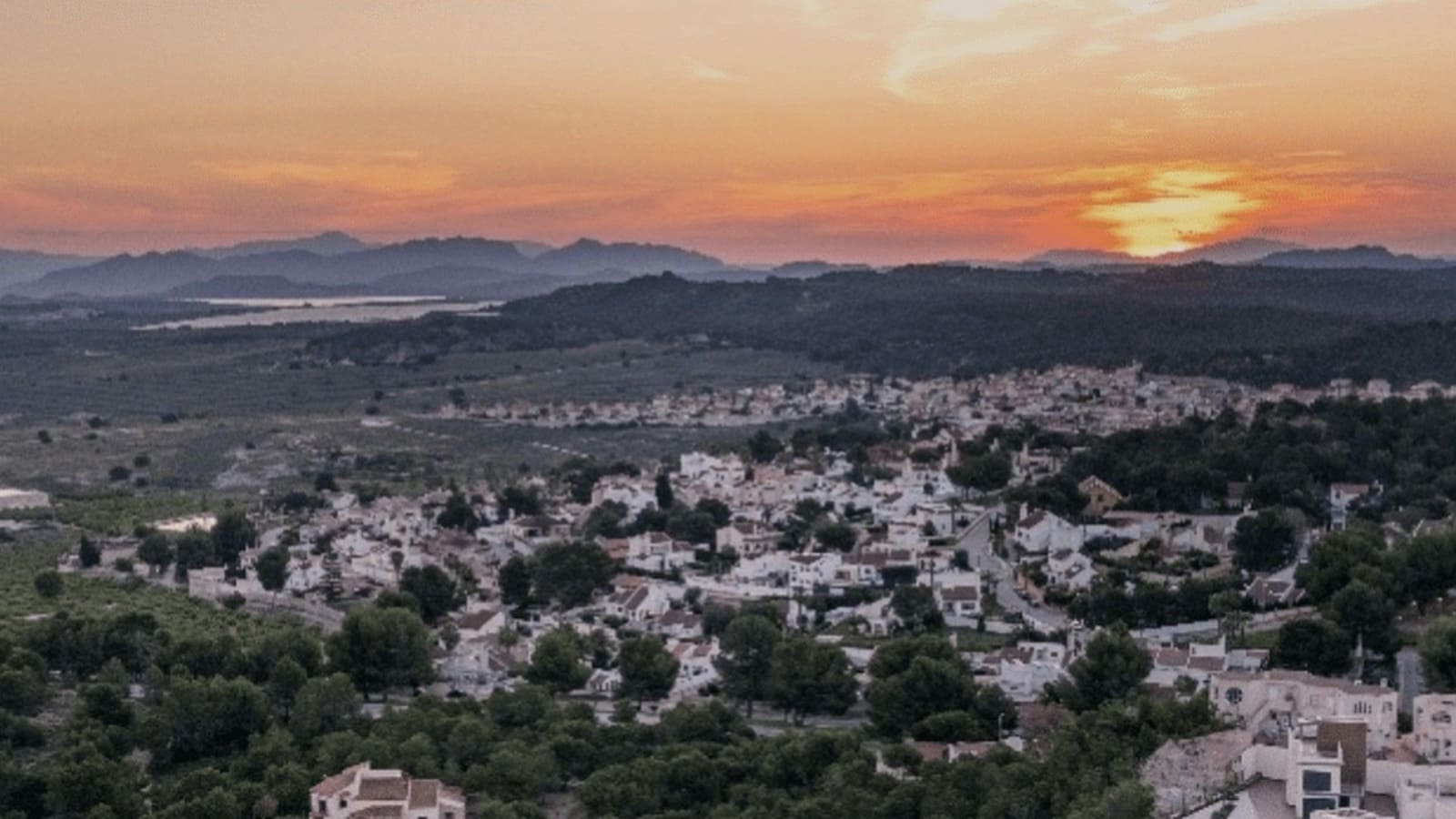 Apartamento de 2 habitaciones en San Miguel de Salinas en venta con piscina - 199.000 € (Ref: 9753527)