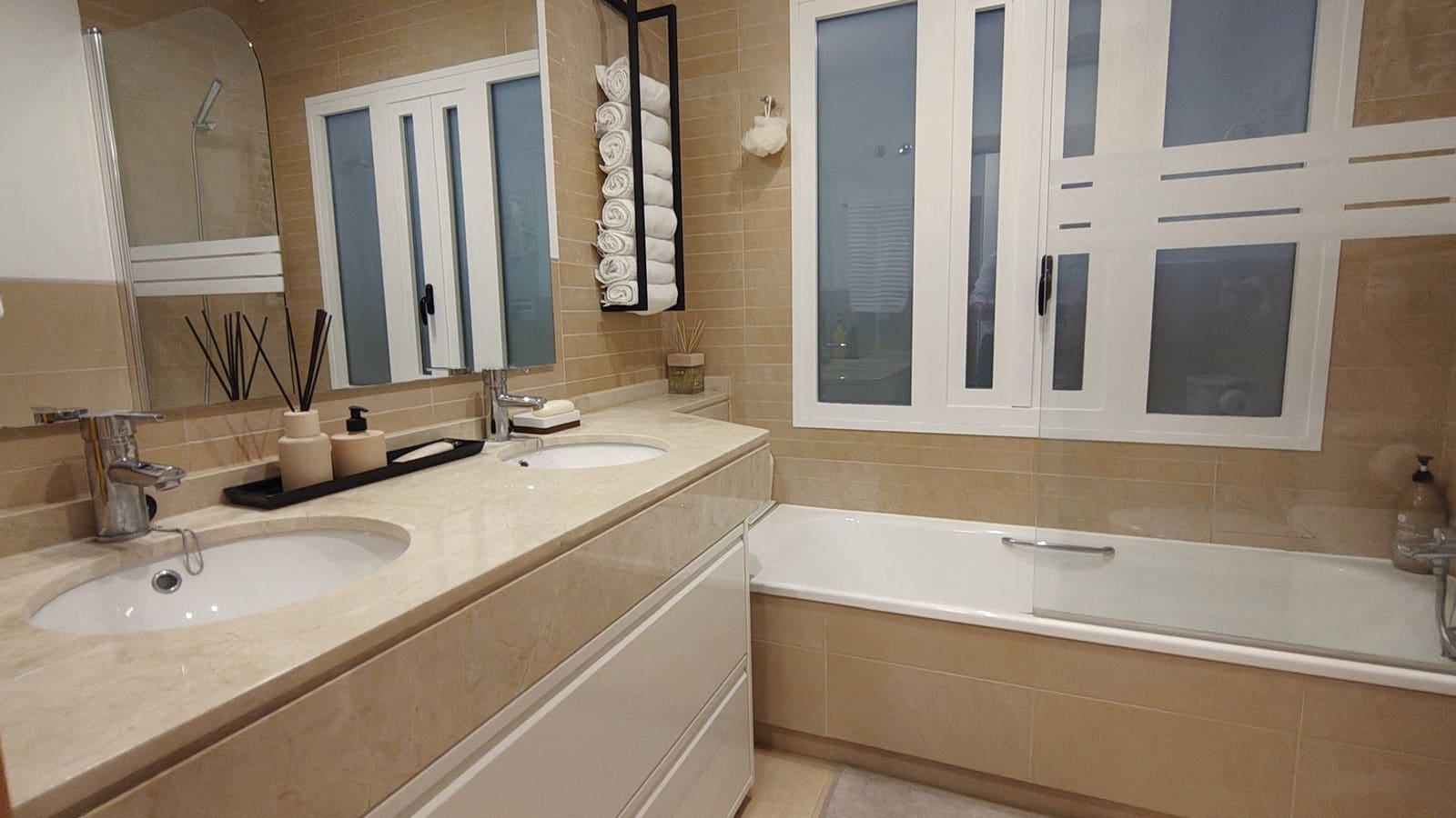 Apartamento de 2 habitaciones en Hacienda del Alamo en venta con garaje - 195.000 € (Ref: 9756717)