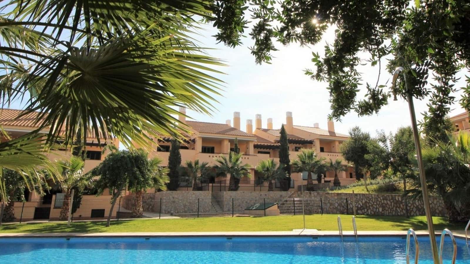 Apartamento de 2 habitaciones en Hacienda del Alamo en venta con garaje - 195.000 € (Ref: 9756717)