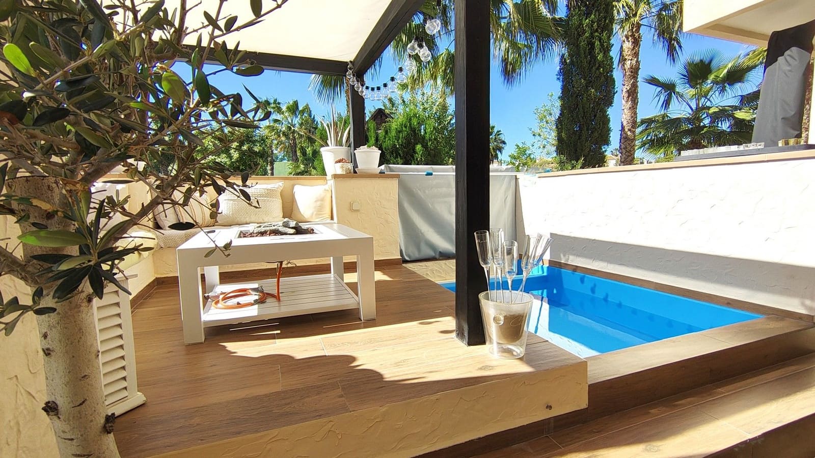 Apartamento de 2 habitaciones en Hacienda del Alamo en venta con garaje - 195.000 € (Ref: 9756717)