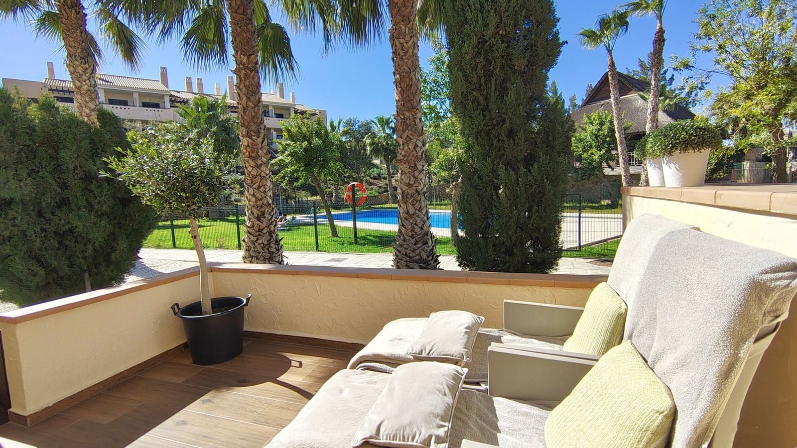 Apartamento de 2 habitaciones en Hacienda del Alamo en venta con garaje - 195.000 € (Ref: 9756717)