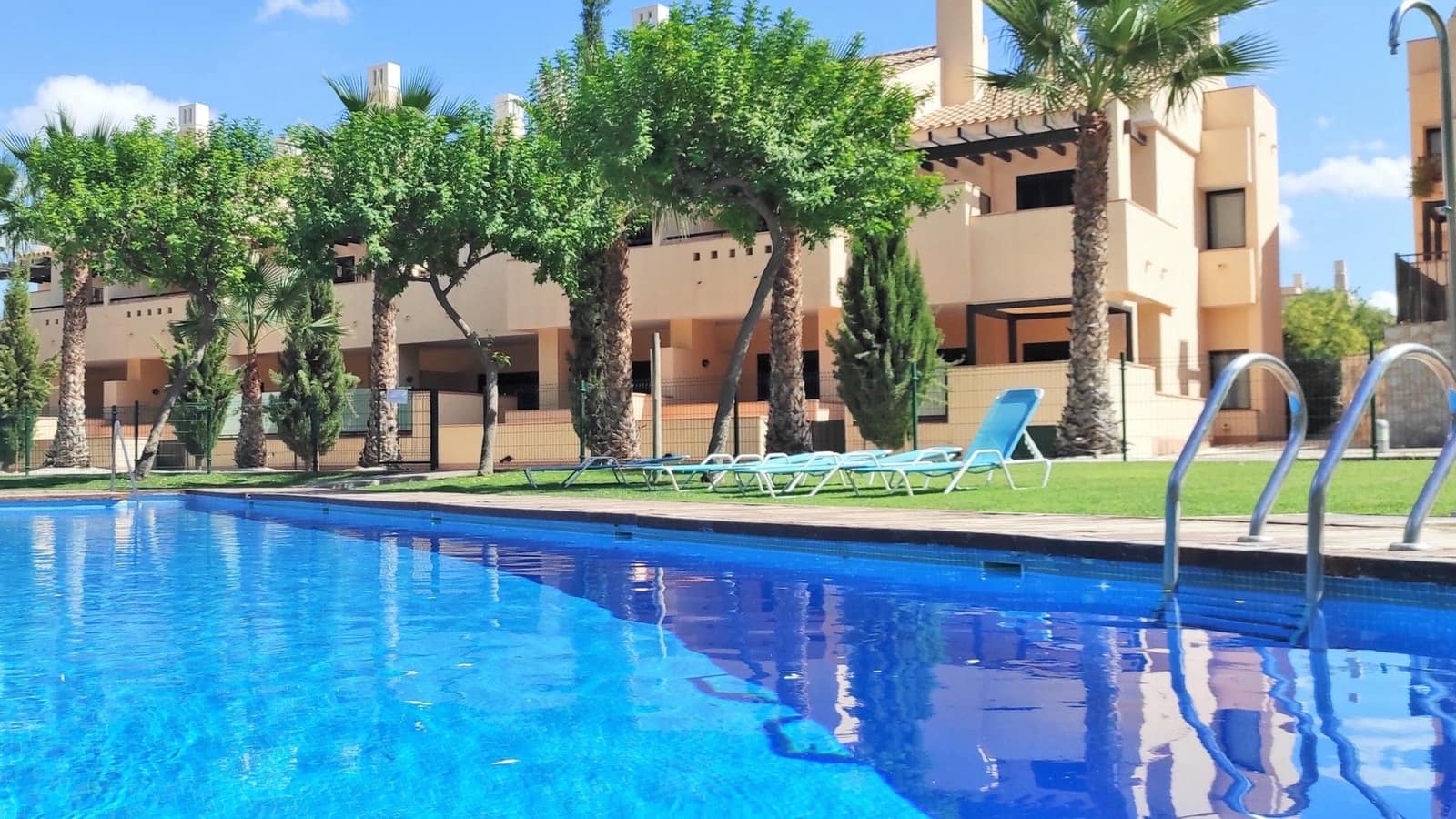 Apartamento de 2 habitaciones en Hacienda del Alamo en venta con garaje - 195.000 € (Ref: 9756717)