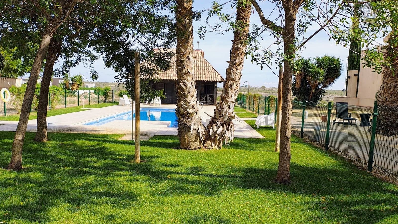 Apartamento de 2 habitaciones en Hacienda del Alamo en venta con garaje - 195.000 € (Ref: 9756717)