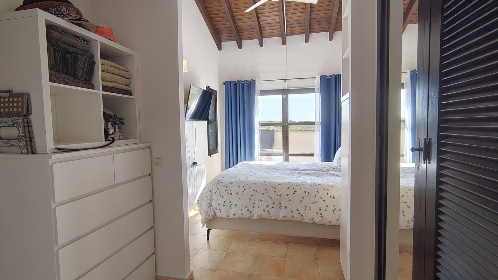 3 makuuhuone Huvila myytävänä paikassa Hacienda del Alamo mukana uima-altaan 
autotalli - 430 000 € (Ref: 9800815)