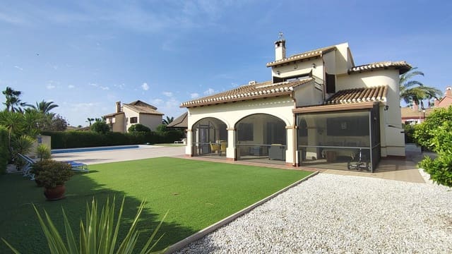3 makuuhuone Huvila myytävänä paikassa Hacienda del Alamo, Fuente Alamo de Murcia mukana uima-altaan 
autotalli - 430 000 € (Ref: 9800815)