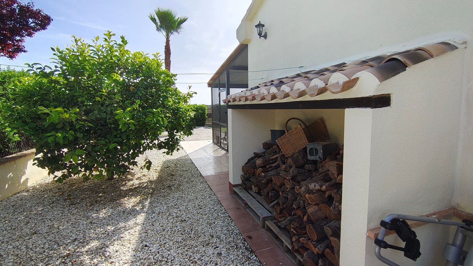 3 makuuhuone Huvila myytävänä paikassa Hacienda del Alamo mukana uima-altaan 
autotalli - 430 000 € (Ref: 9800815)