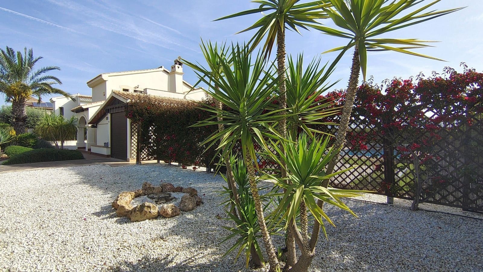 Chalet de 3 habitaciones en Hacienda del Alamo en venta con piscina garaje - 740.000 € (Ref: 9800815)