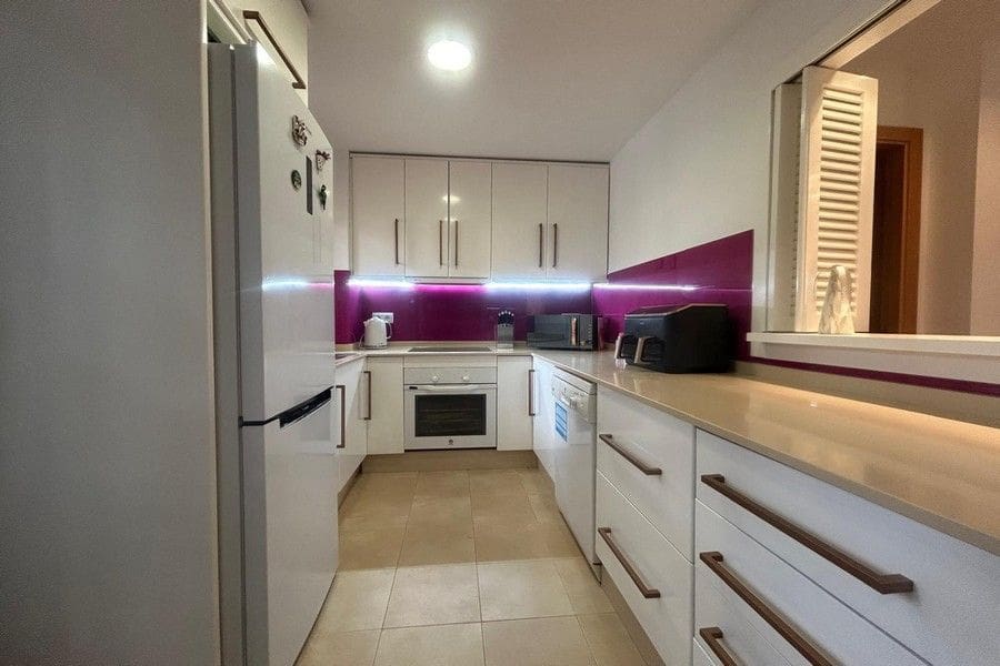 2 slaapkamer Appartement te koop in Hacienda del Alamo met garage - € 170.000 (Ref: 9805696)