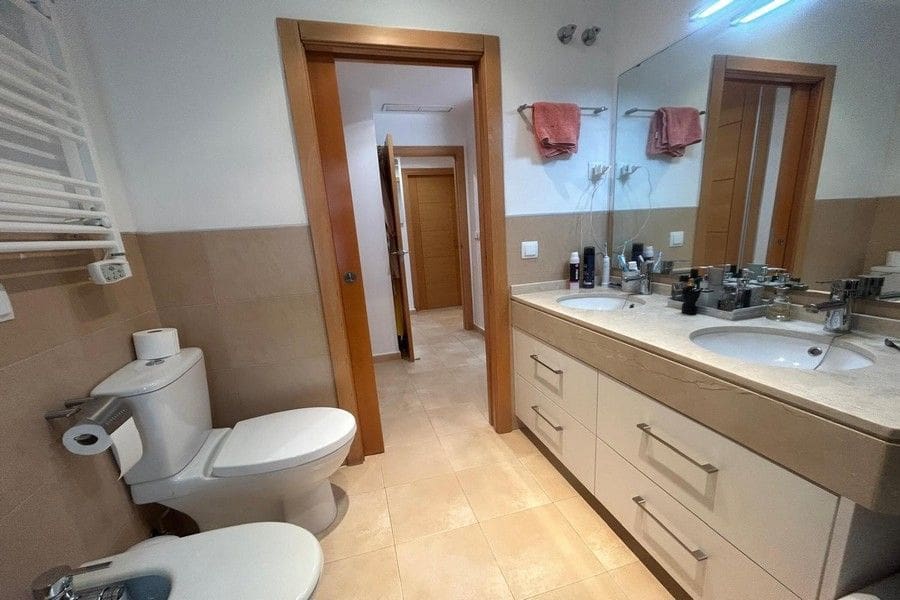 2 slaapkamer Appartement te koop in Hacienda del Alamo met garage - € 170.000 (Ref: 9805696)