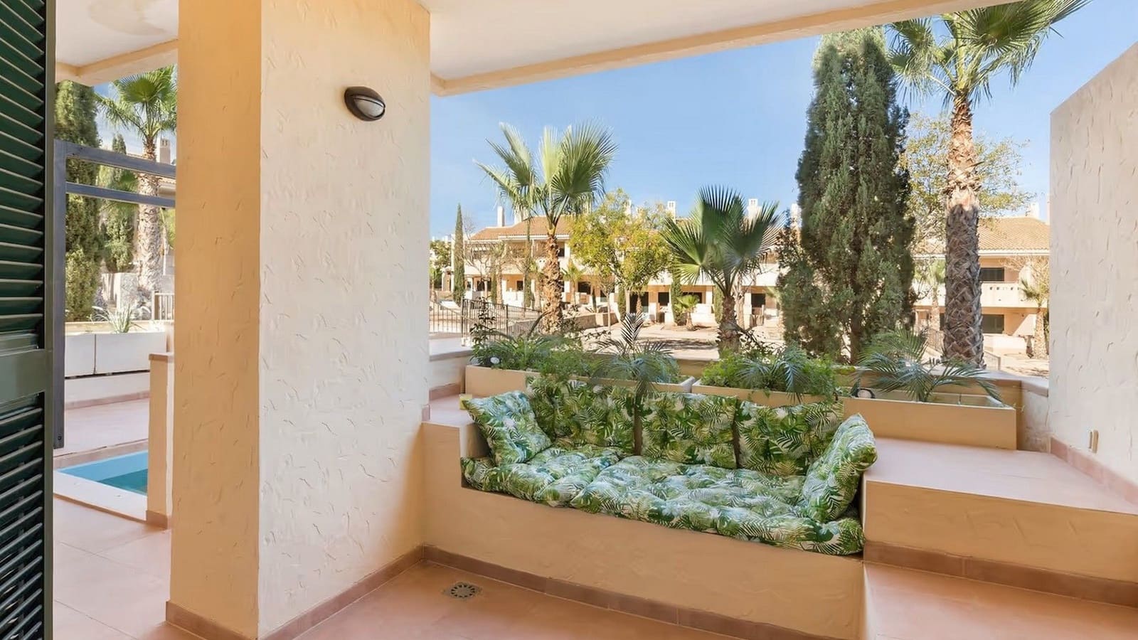 2 soveværelse Lejlighed til salg i Hacienda del Alamo med garage - € 175.000 (Ref: 9815336)