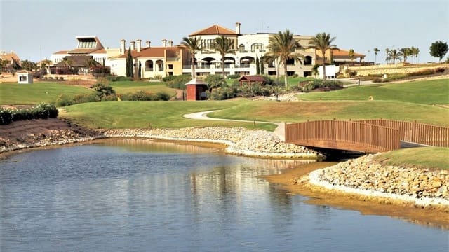 2 soveværelse Villa til salg i Hacienda del Alamo, Fuente Alamo de Murcia med swimmingpool garage - € 310.000 (Ref: 9832895)